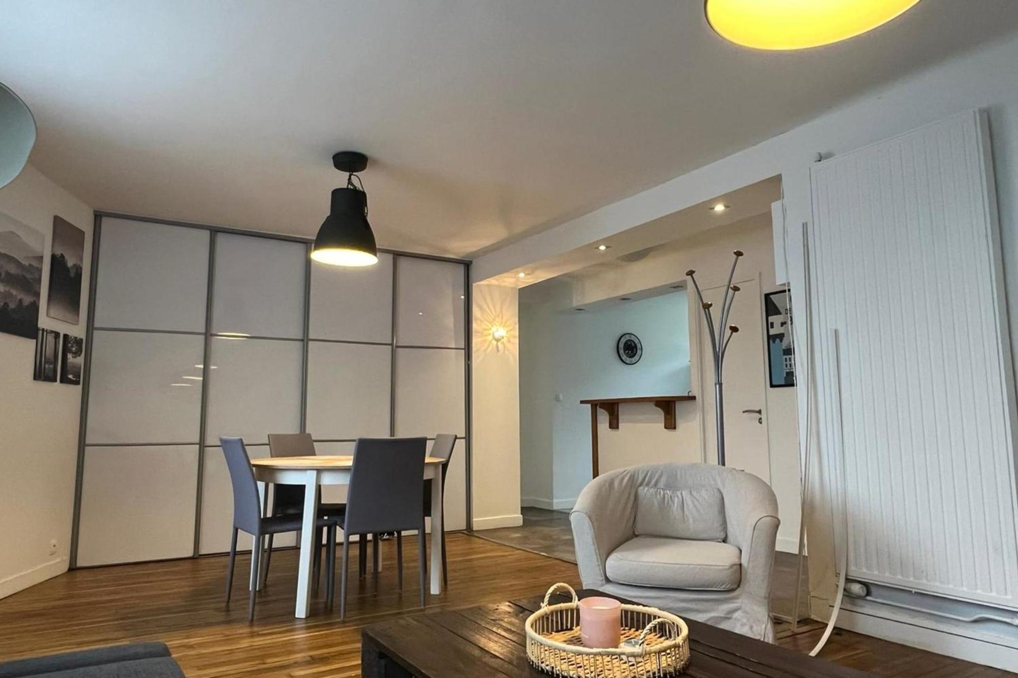 Charming Cozy Nest In Nantes Apartment Exterior foto